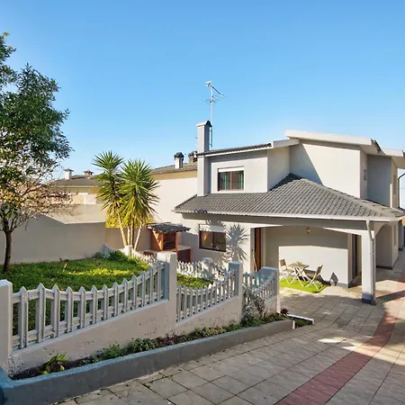 Gilove House *
