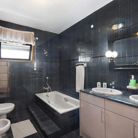 Gilove House * Povoa de Varzim